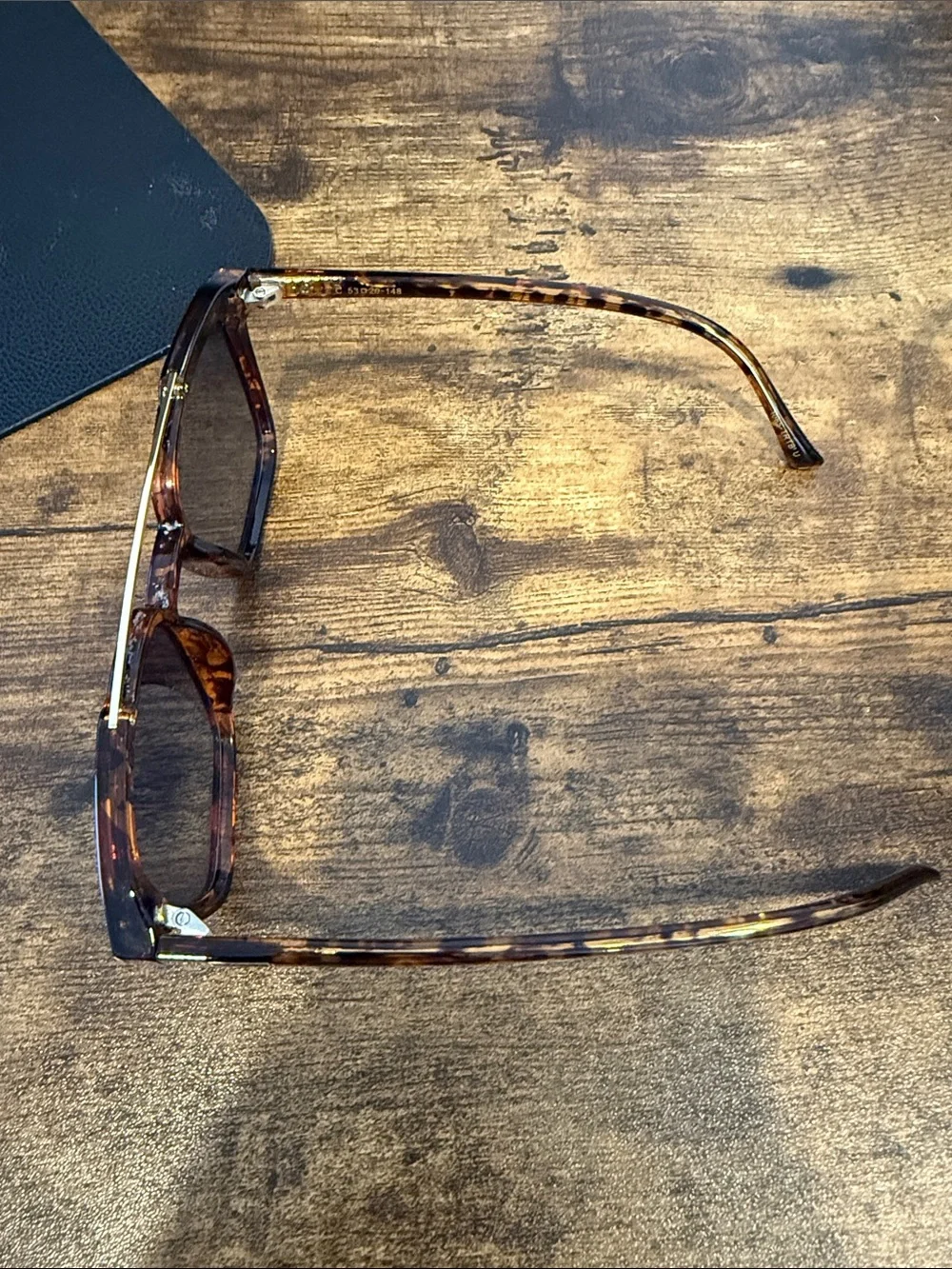 WMP Connor Polarized Amber Tortoise/Gradient Blue Lens